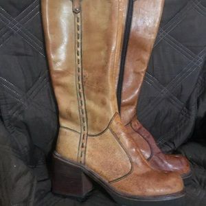 Ladies boots